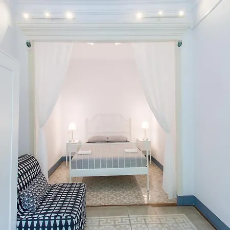 Circ Roma Apartment *