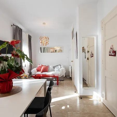 Circ Roma Apartment *