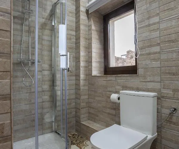 Circ Roma Apartman *